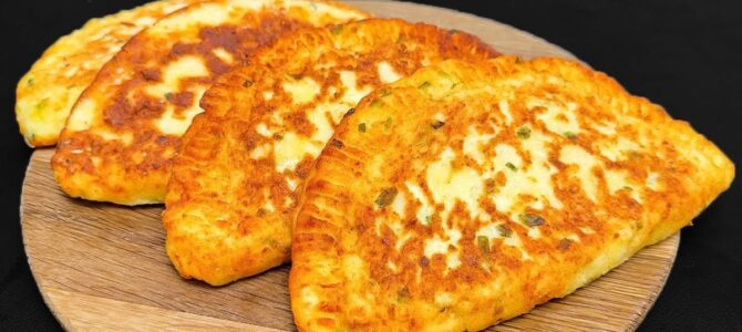 ¡Mezcla patatas y huevo! ¡Mi abuela me enseñó esta receta! todos están emocionados