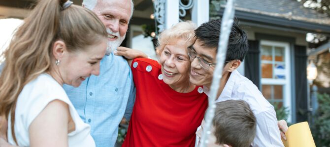 Protégete Después de los 60: Cuatro Tipos de Familiares que Afectan tu Bienestar Protégete Después de los 60: Cuatro Tipos de Familiares que Afectan tu Bienestar