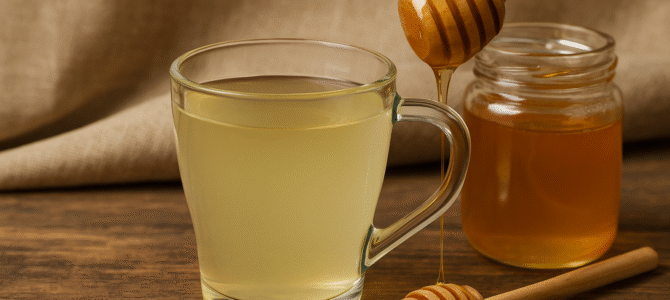 ¿Qué pasa si bebes agua con miel con el estómago vacío?
