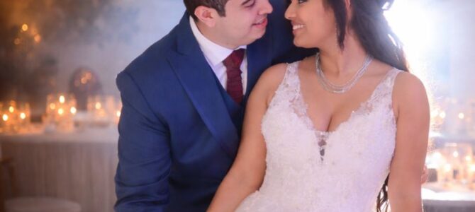 Mi suegra se sentó entre mi marido y yo en nuestra mesa de bodas, así que le enseñé una lección que no olvidará pronto. Mi suegra se sentó entre mi marido y yo en nuestra mesa de bodas, así que le enseñé una lección que no olvidará pronto.