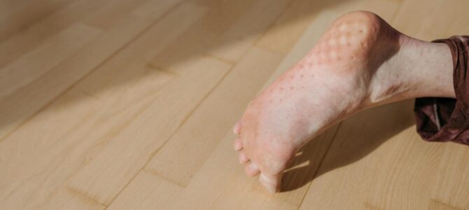 Estas señales en tus pies podrían estar alertando algo grave (y casi nadie las reconoce)