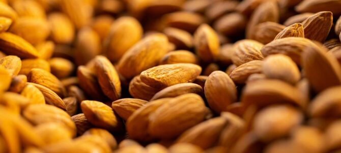 Almendras: nutrientes, porciones y recomendaciones generales