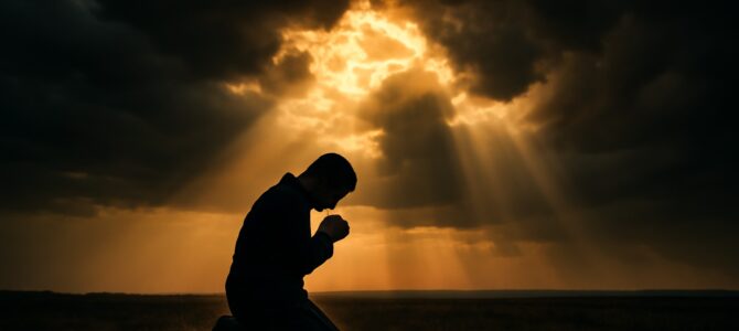 3 oraciones que enojan a Dios y que repetimos cada día sin darnos cuenta 3 oraciones que enojan a Dios y que repetimos cada día sin darnos cuenta