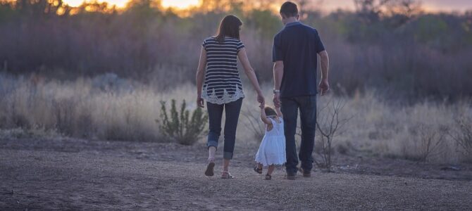 Padre soltero desde los 17: la noche de la graduación de su hija que cambió su vida para siempre