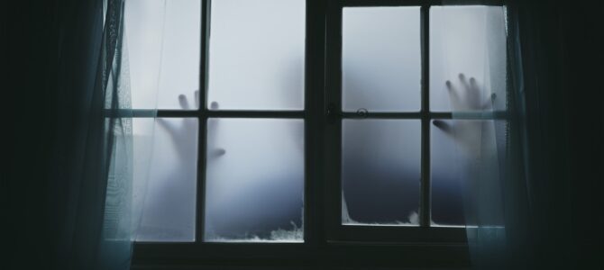Cuando el hijo invisible se planta: la historia del chalet de Navidad que cambió una familia