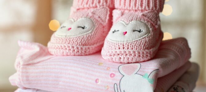 El baby shower donde mi hija descubrió que su suegra la vigilaba en secreto El baby shower donde mi hija descubrió que su suegra la vigilaba en secreto