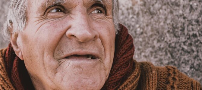 La risa viral de Albert: cómo un momento de alegría transformó el destino de toda su familia