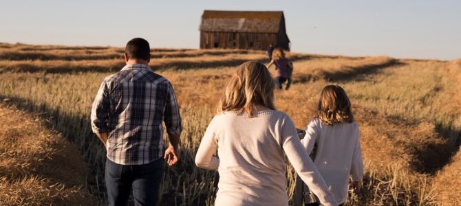 Mi hija se casó con un hombre rico para pagar mi tratamiento: la verdad detrás de esa decisión me sorprendió Mi hija se casó con un hombre rico para pagar mi tratamiento: la verdad detrás de esa decisión me sorprendió