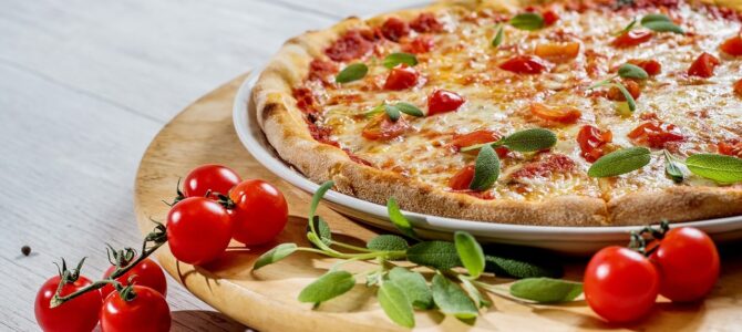 Burbujas en el queso de la pizza: qué son realmente y por qué aparecen