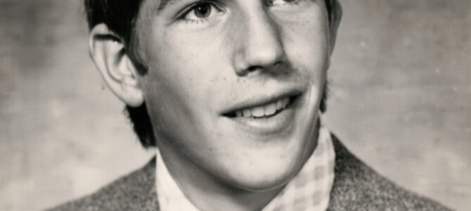 La foto escolar de un niño que llegó a ser leyenda de Hollywood: Kevin Costner antes de la fama La foto escolar de un niño que llegó a ser leyenda de Hollywood: Kevin Costner antes de la fama