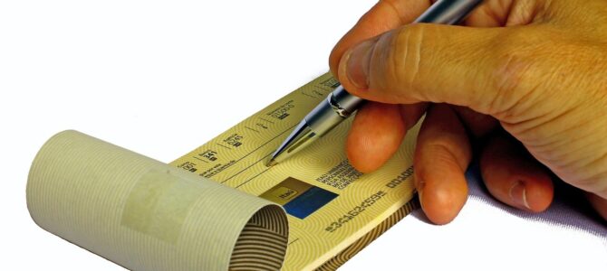 La verdad detrás de los cheques de un adolescente: una historia sobre gratitud, duelo y madurez