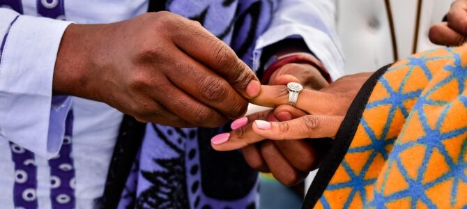 Traición familiar el día de la boda: la respuesta legal y financiera que cambió todo Traición familiar el día de la boda: la respuesta legal y financiera que cambió todo