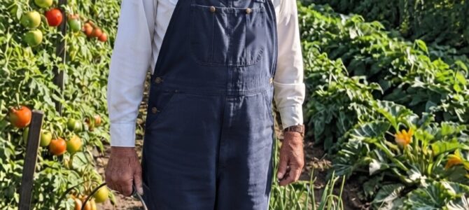Mi padre de 79 años debía arrancar su huerta, pero pidió al inspector que volviera el sábado a las seis