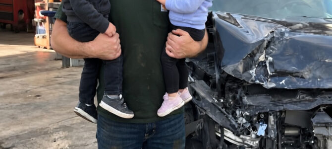 Se negaron a pagar la reparación de su BMW, sonreí y les di un papel para firmar: a las 5 de la mañana ya me estaban llamando Se negaron a pagar la reparación de su BMW, sonreí y les di un papel para firmar: a las 5 de la mañana ya me estaban llamando